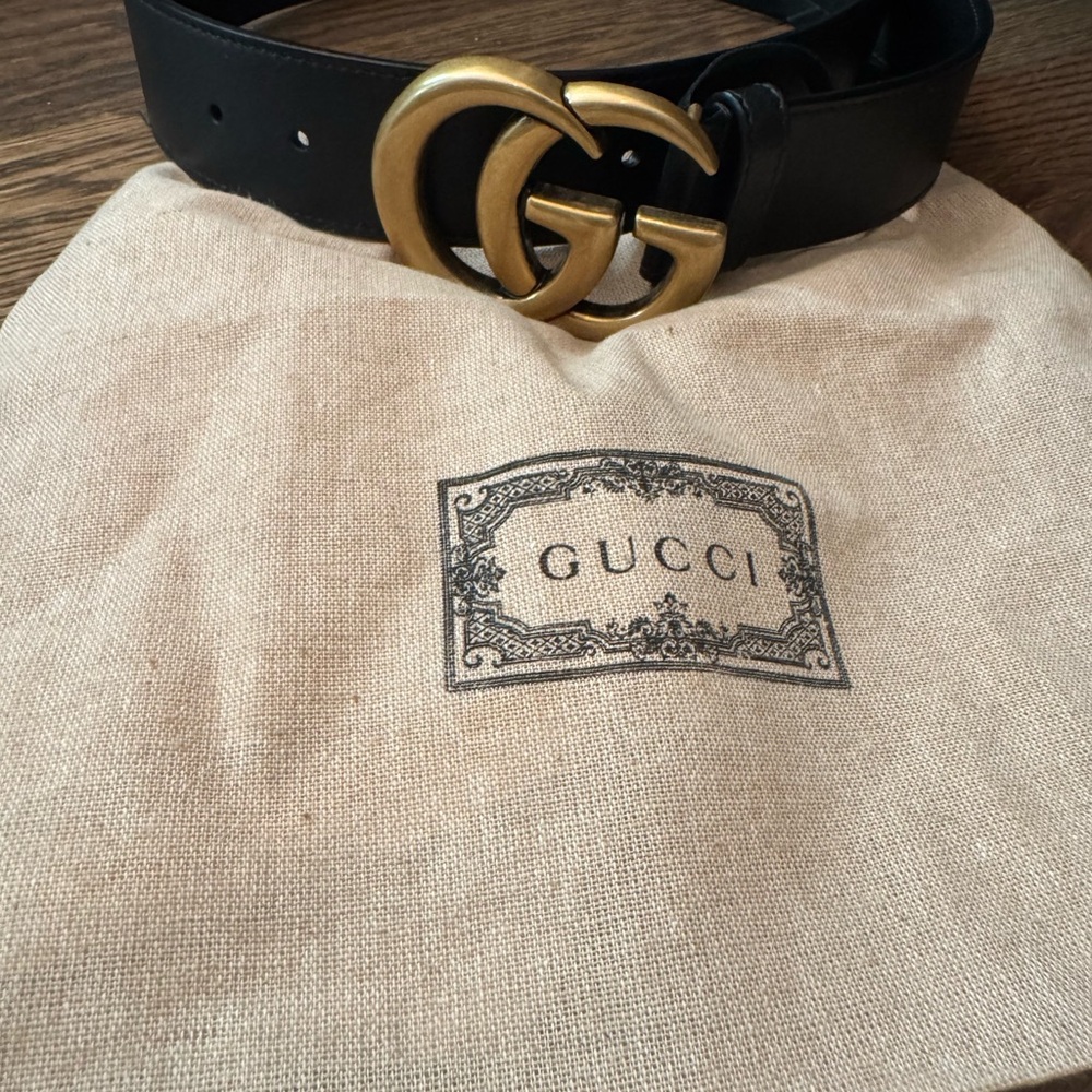 Gucci Black Leather Belt with Gold GG Emblem